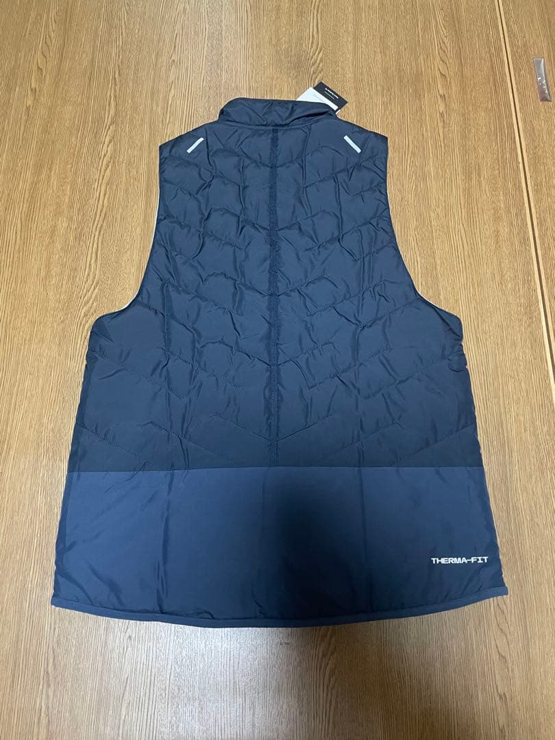 新品 ナイキ サーマフィット レペル シンセティックフィル ランニングベスト L