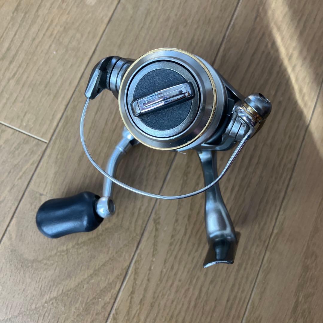 ヒロ　TWIN POWER 2000S スピニングリール