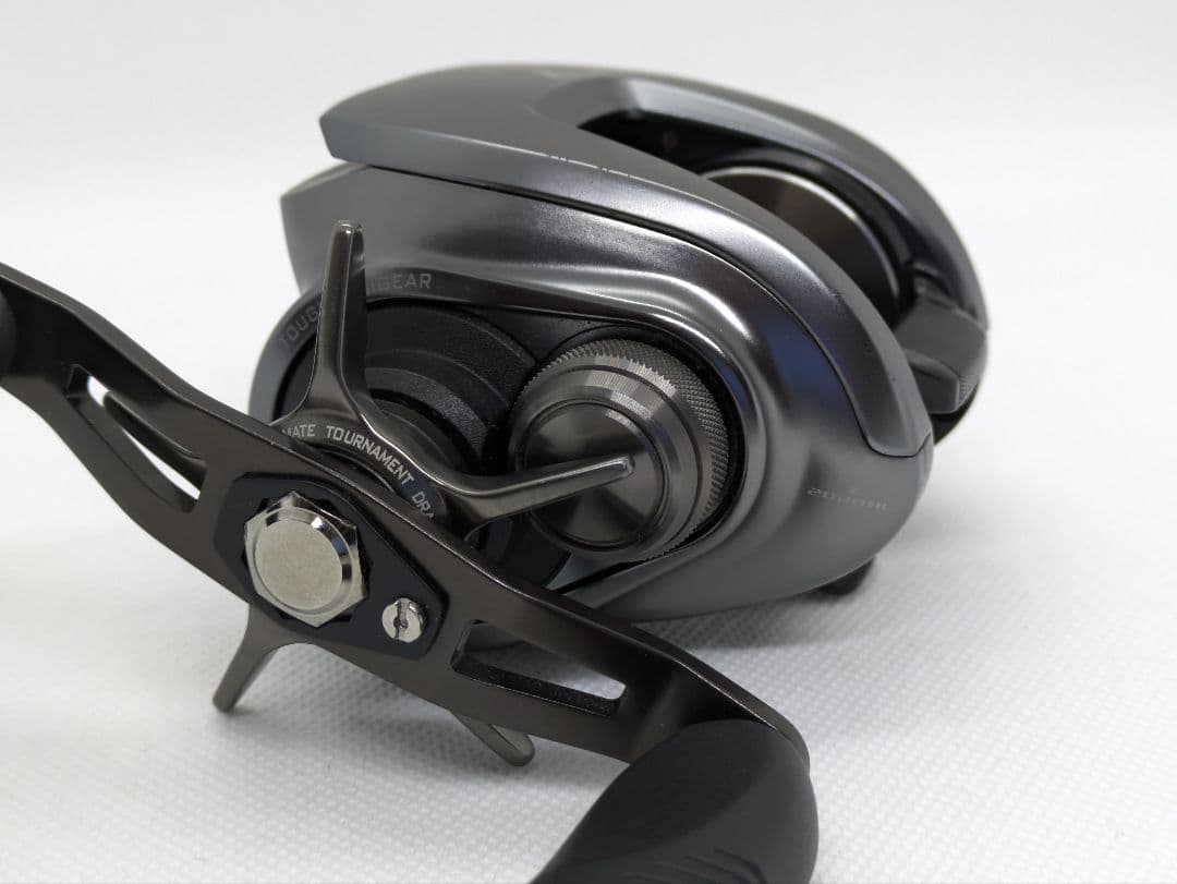【日本製】 ダイワ Z 2020HL 左巻き 廃盤 希少品 ベイトリール