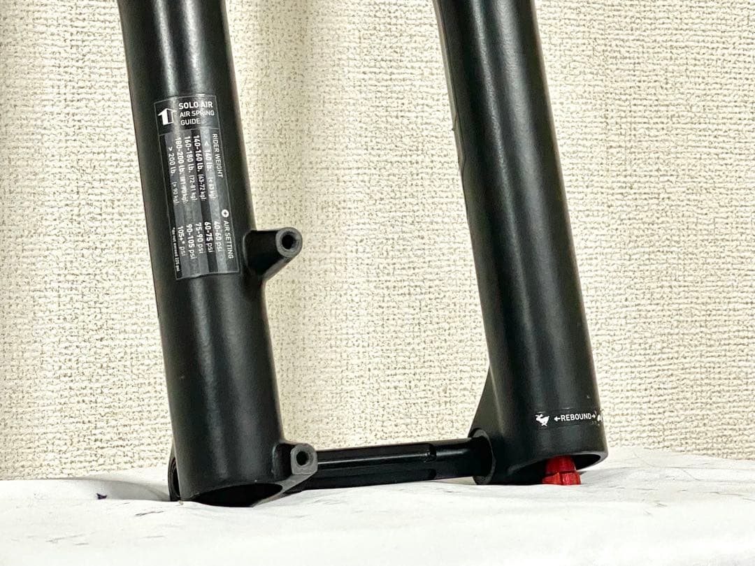 ROCK SHOX SEKTOR 27.5 150㎜ ノンブースト 動作良好
