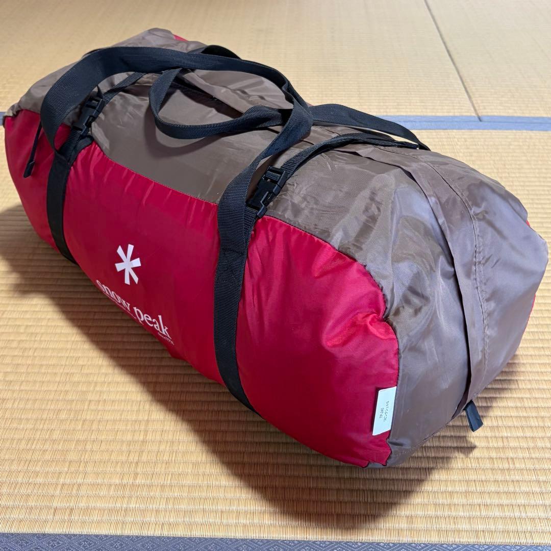 未使用級 完品  peak リビングシェルS TP-240 テント