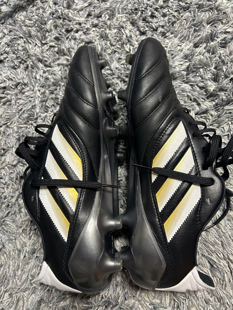 adidas サッカーシューズ ブラック/ホワイト