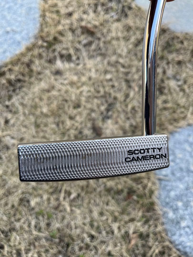 スコッティキャメロンGOLO5 35インチ