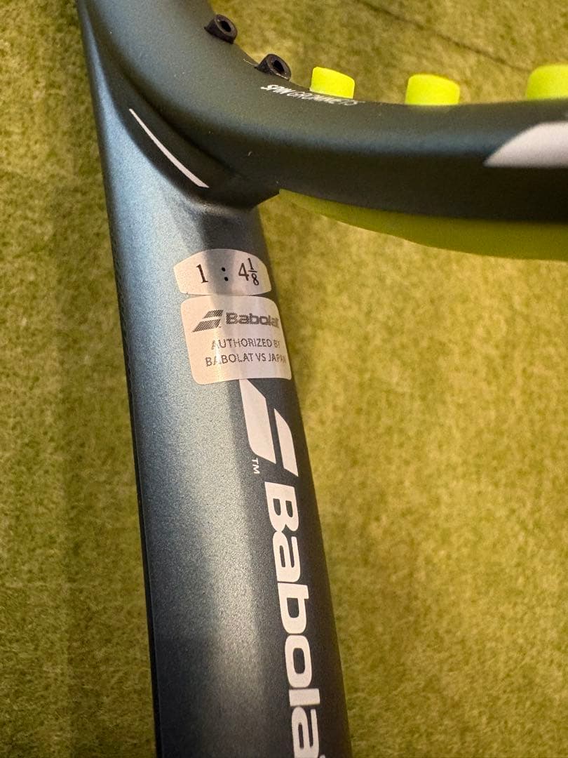 Babolat Pure Aero Lite ピュアアエロライト　最新