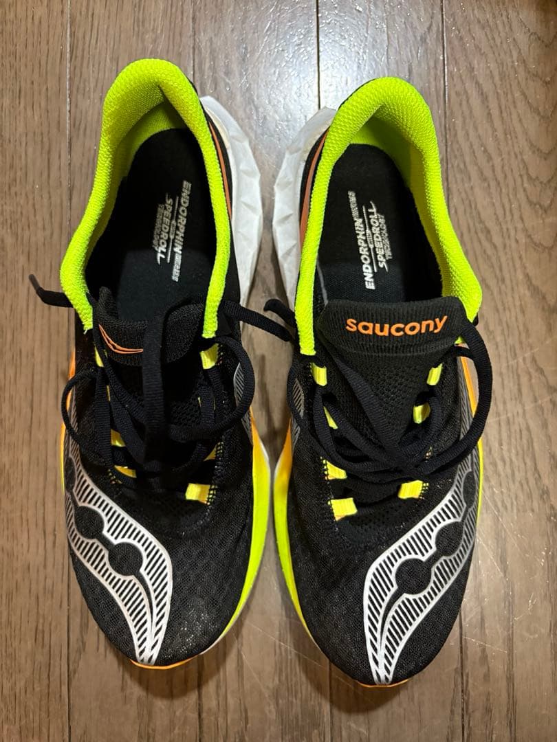 Saucony ランニングシューズ