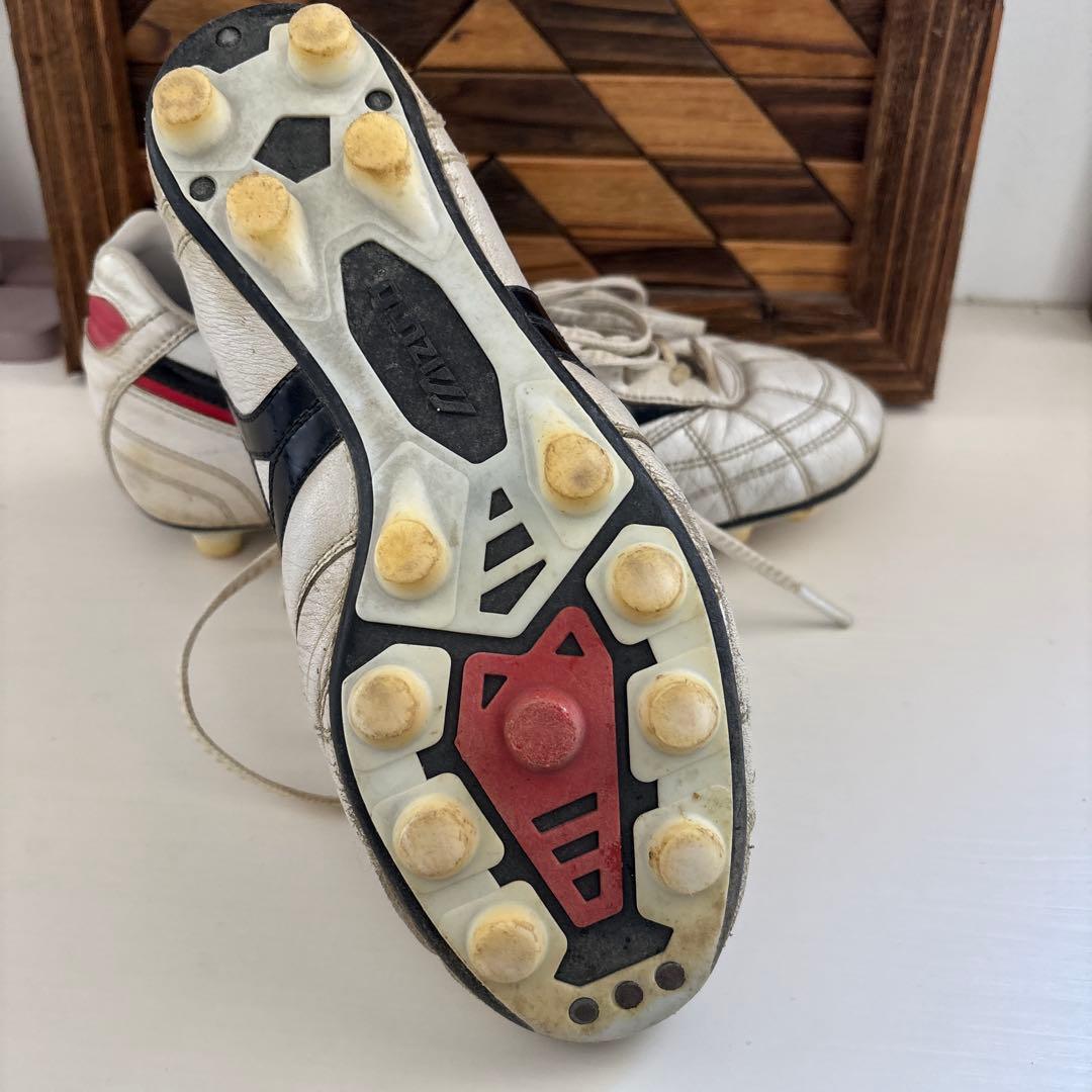 Mizuno Morelia サッカーシューズ ホワイト/ブラック/レッド