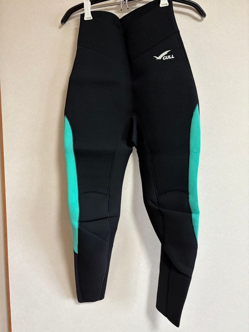 ウエットスーツ 新品GULL ブラック/ターコイズ