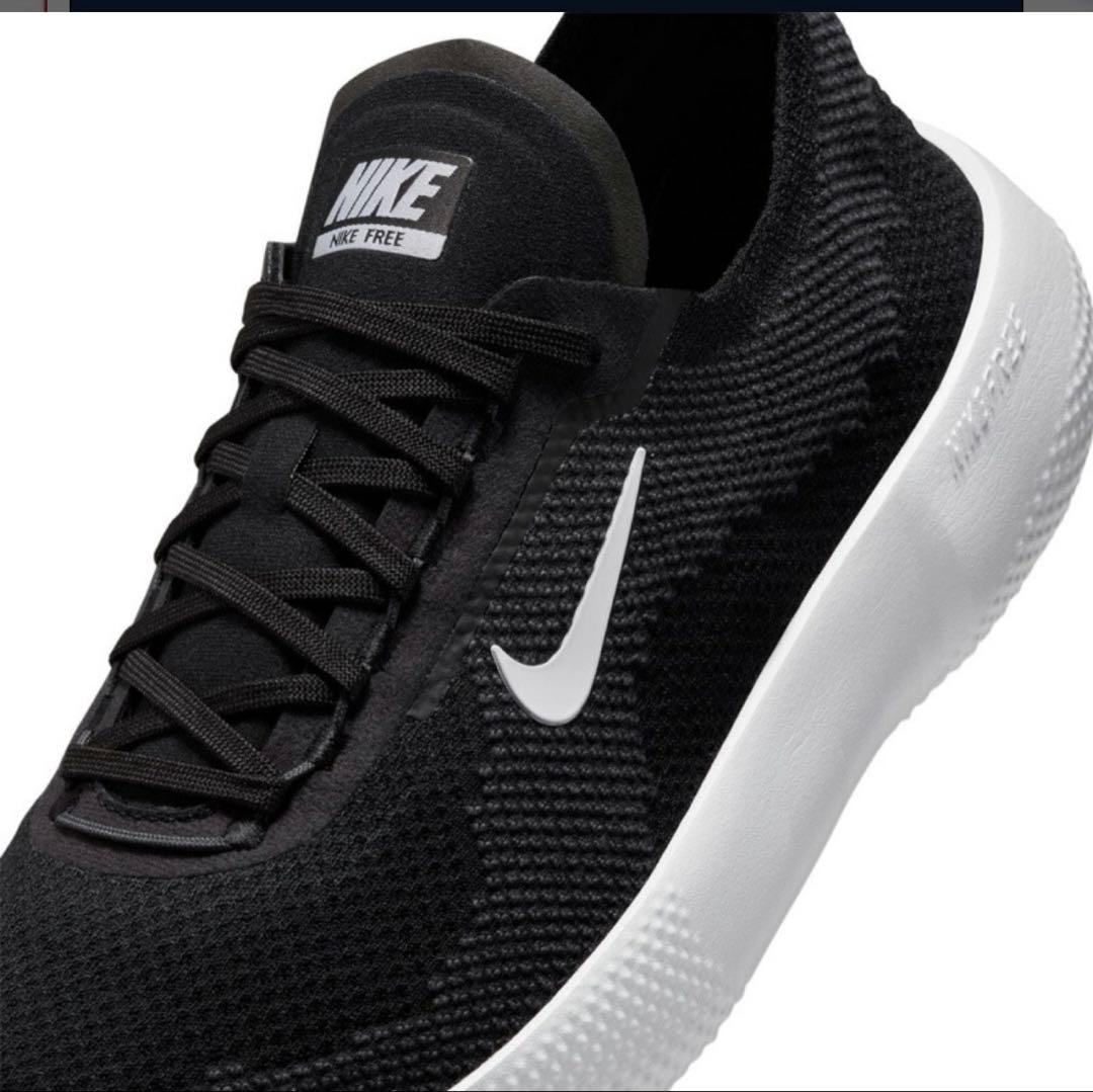 新品未使用 Nike Free 2025 ランニングシューズ　ブラック/ホワイト