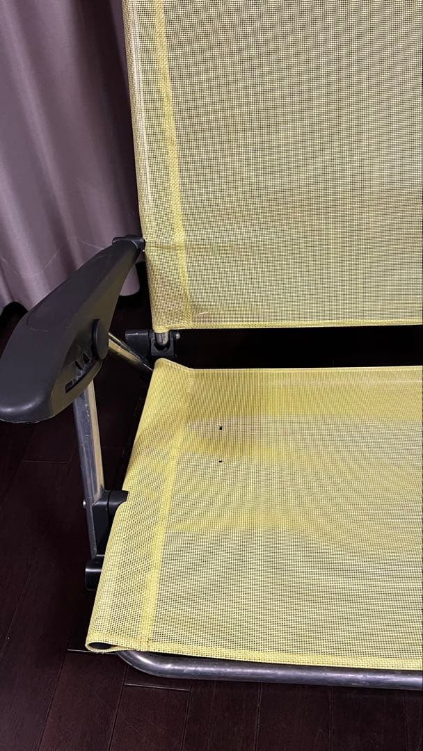 ラフマ　lafma イエローメッシュリクライニングチェア