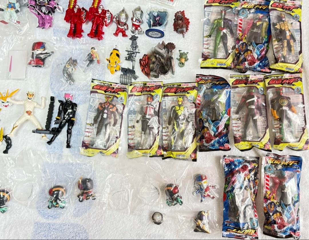 ウルトラマン/仮面ライダー /ガンダム /ウォータリアン　エイリアン　まとめ売り