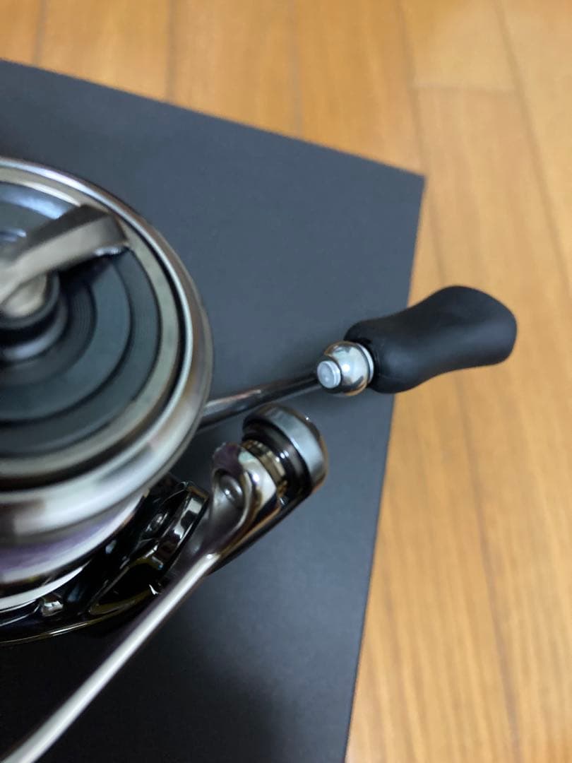 Daiwa EXIST LT2500S スピニングリール