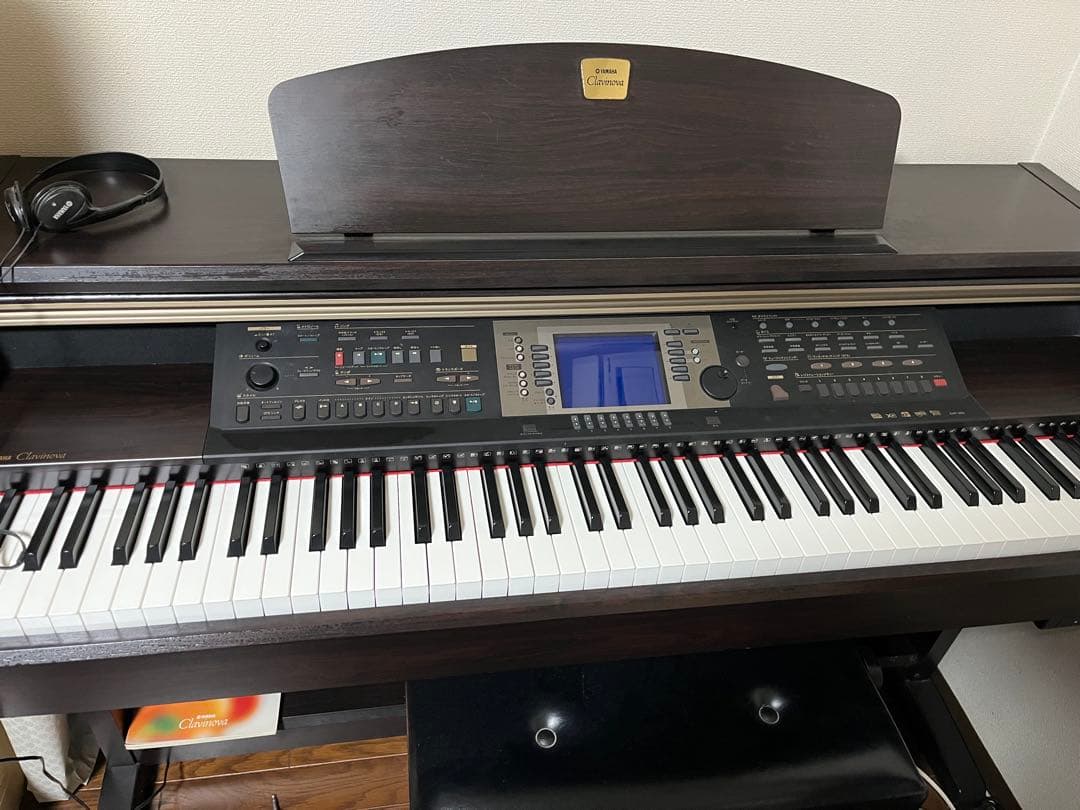 Yamaha Clavinova 電子ピアノCVP -205/203 更に値下げ