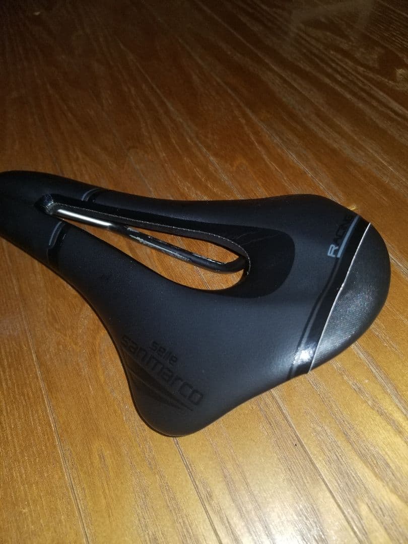 Selle San Marco Short Fit ブラックサドル