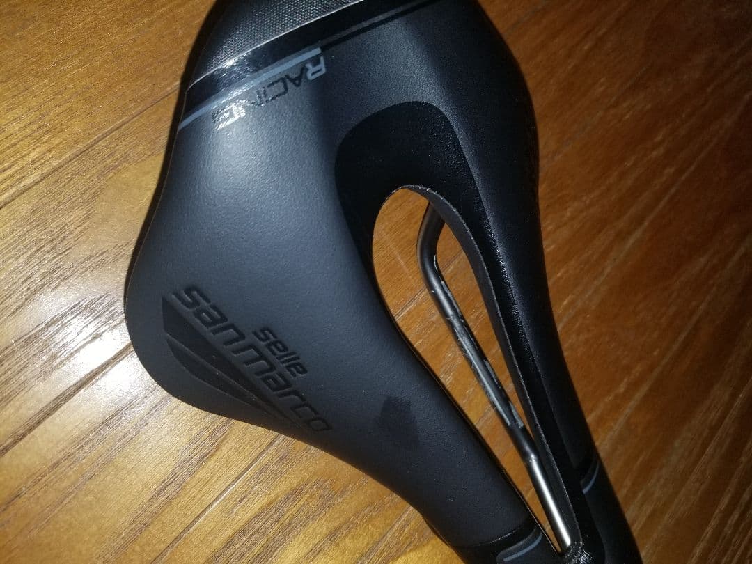 Selle San Marco Short Fit ブラックサドル