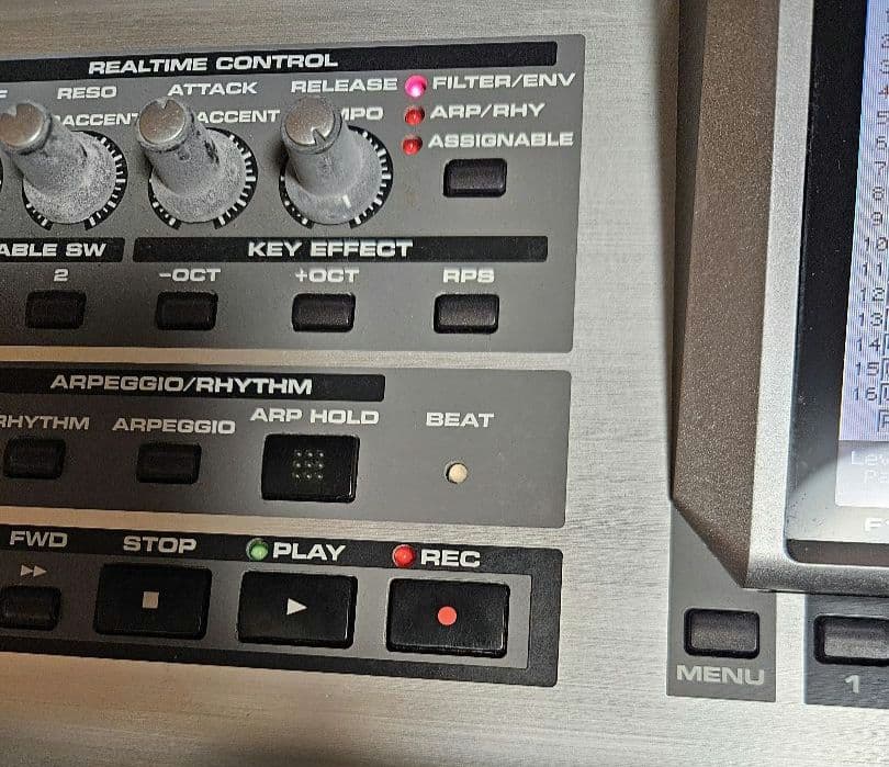 Y*A様 送料無料 ROLAND X7 シンセサイザー ファントム 76鍵