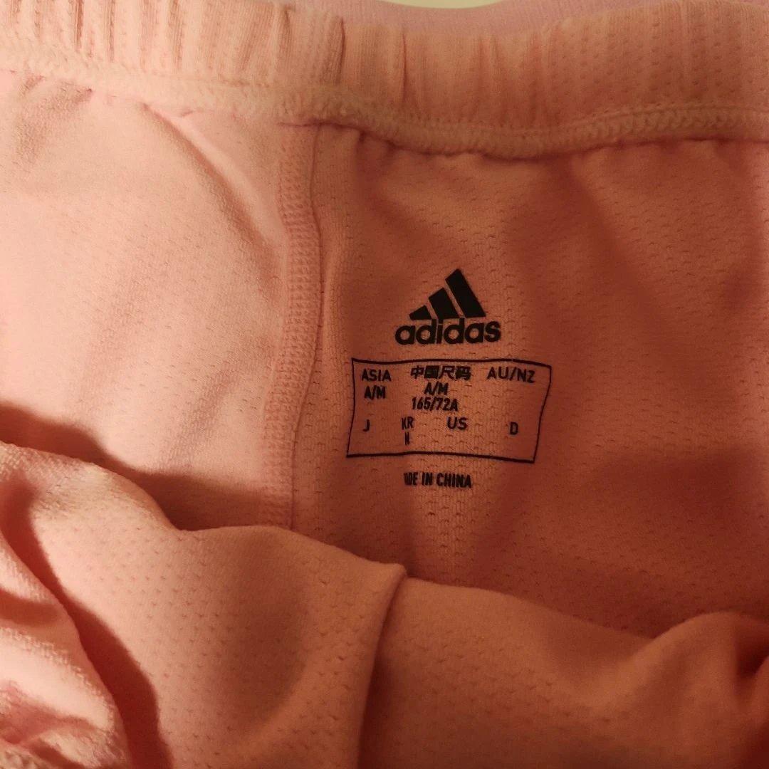 ADIDAS ゴルフウェア上下セットにサンバイザー