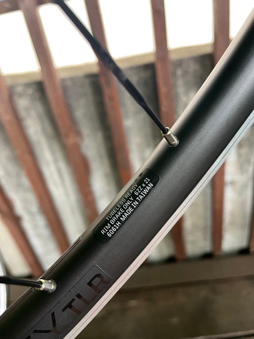 お買い得⭐︎フルカーボンロードバイク BOMA SAI フル105（R7000）