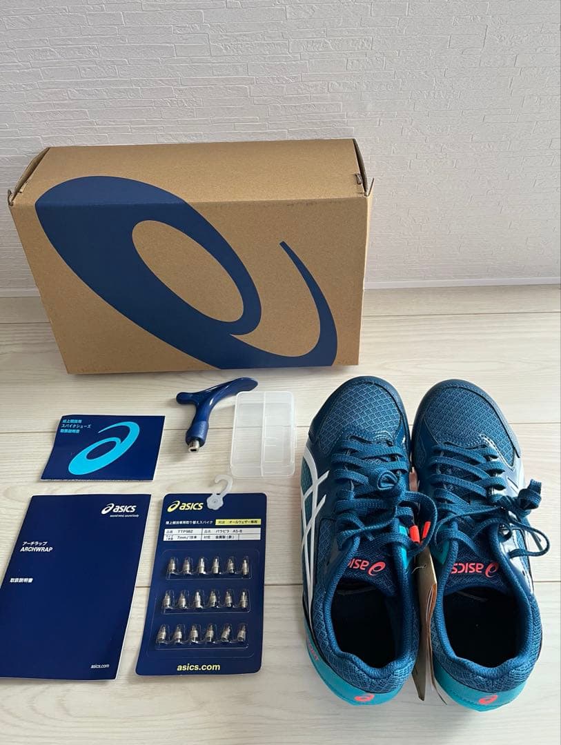 新品 asics 陸上競技用スパイクシューズ ネイビー　24.5cm