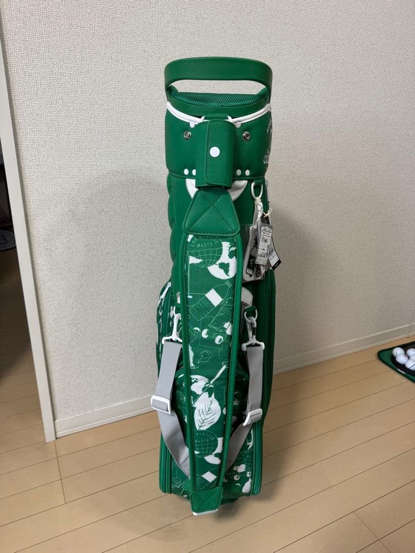 adidas 緑色 キャディバッグ 葉柄デザイン