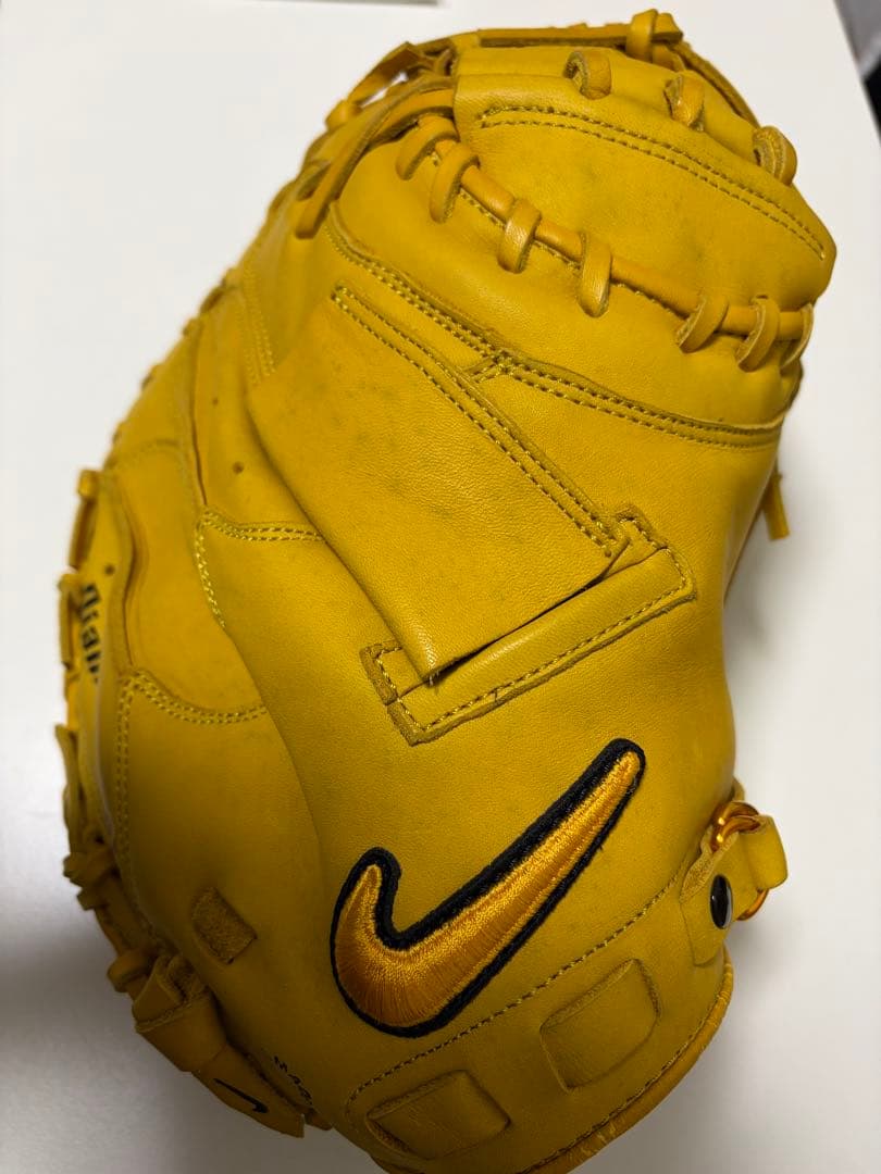 Nike ダイヤモンドエッジ 軟式グローブ イエロー