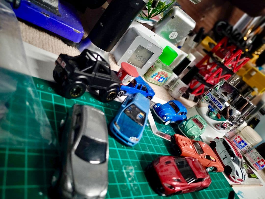 オーダーメイド受付♪ 思い出の愛車をミニカーで完全再現！ レジンジオラマ対応