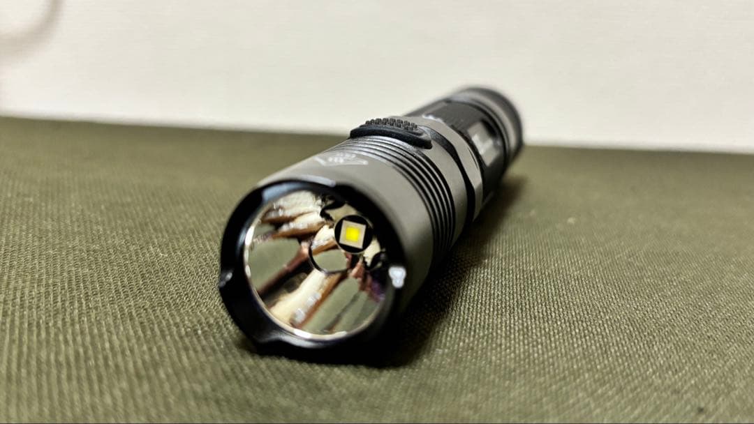 NITECORE P12GT タクティカルライト フラッシュライト