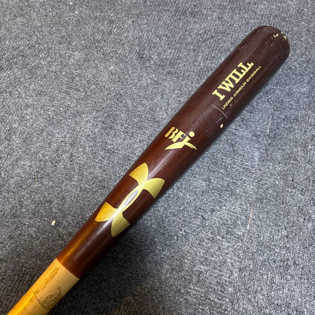 ミズノm18アンダーアーマー木製バット2本セット