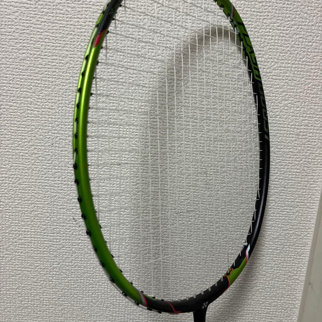 美品 ボルトリックFBバドミントンラケット ヨネックス