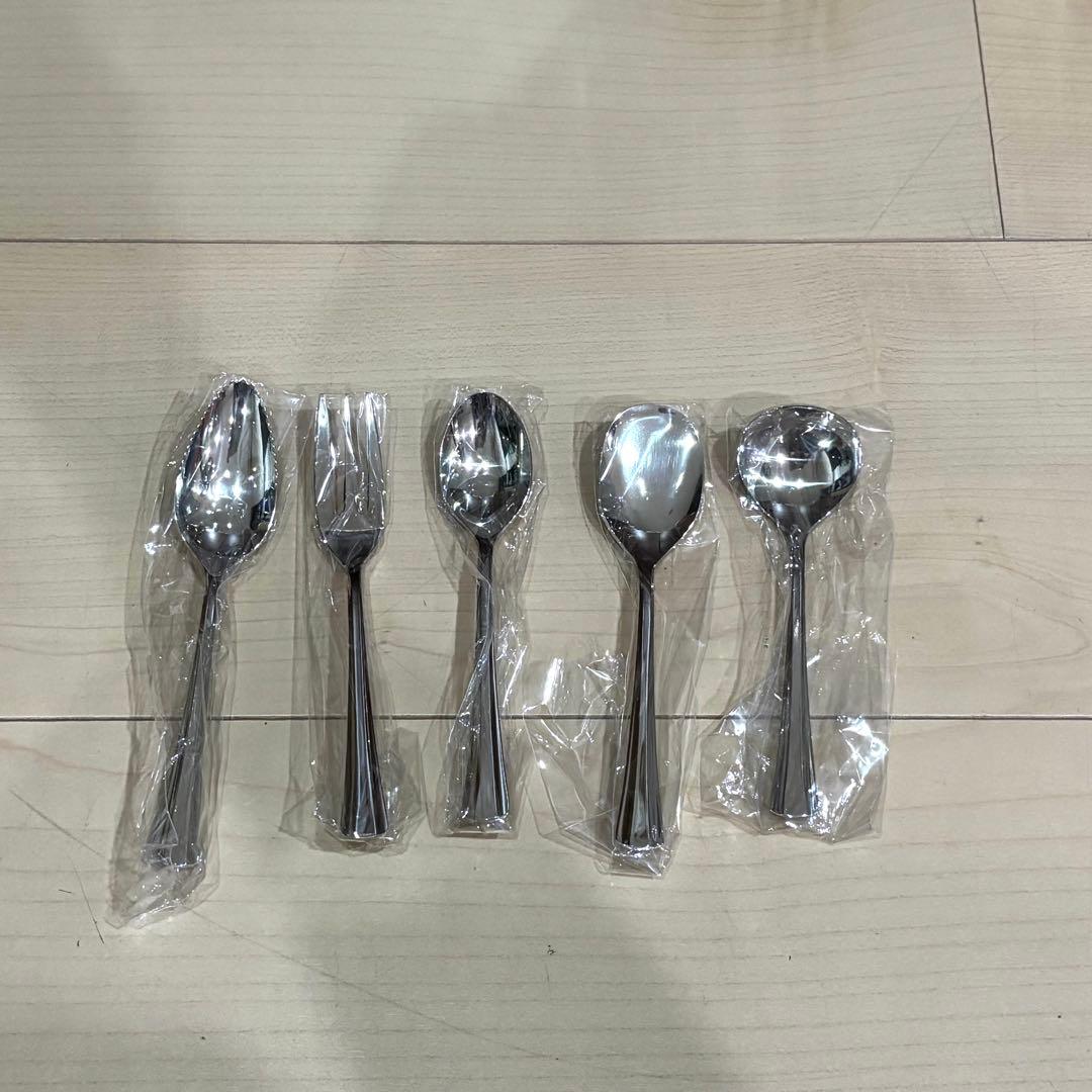 【新品】　Noritake ノリタケ　シルクロード カトラリーセット　21点