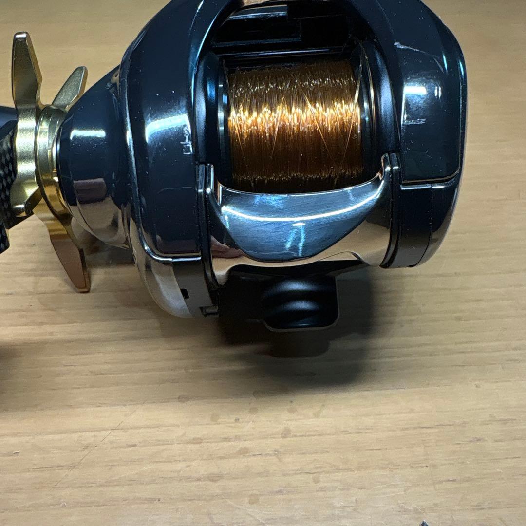 ダイワ 24スティーズ SV TW 100XHL カスタム　　　中古