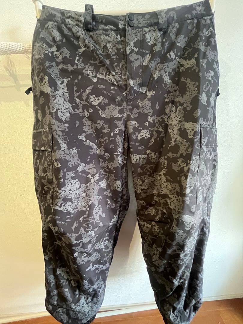 size希少 バラ売可 ROME SDS×sneakyz スノーボードウェア