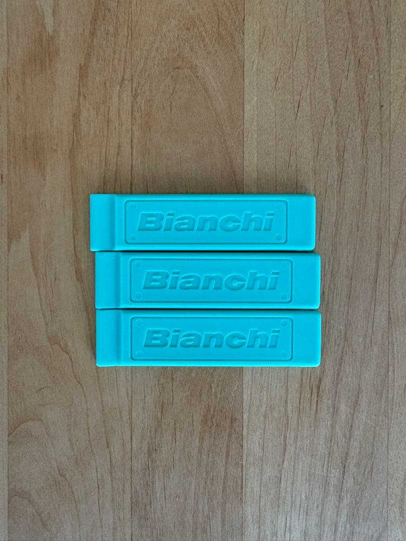 【最終値下・美品・即購入可】 Bianchiツールケース ミニツール 携帯ポンプ