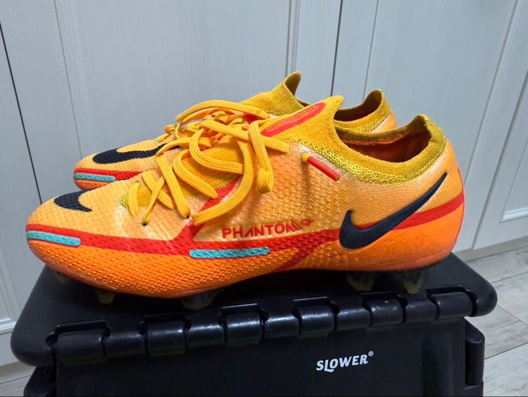 NIKE ファントム GT2 エリート FG