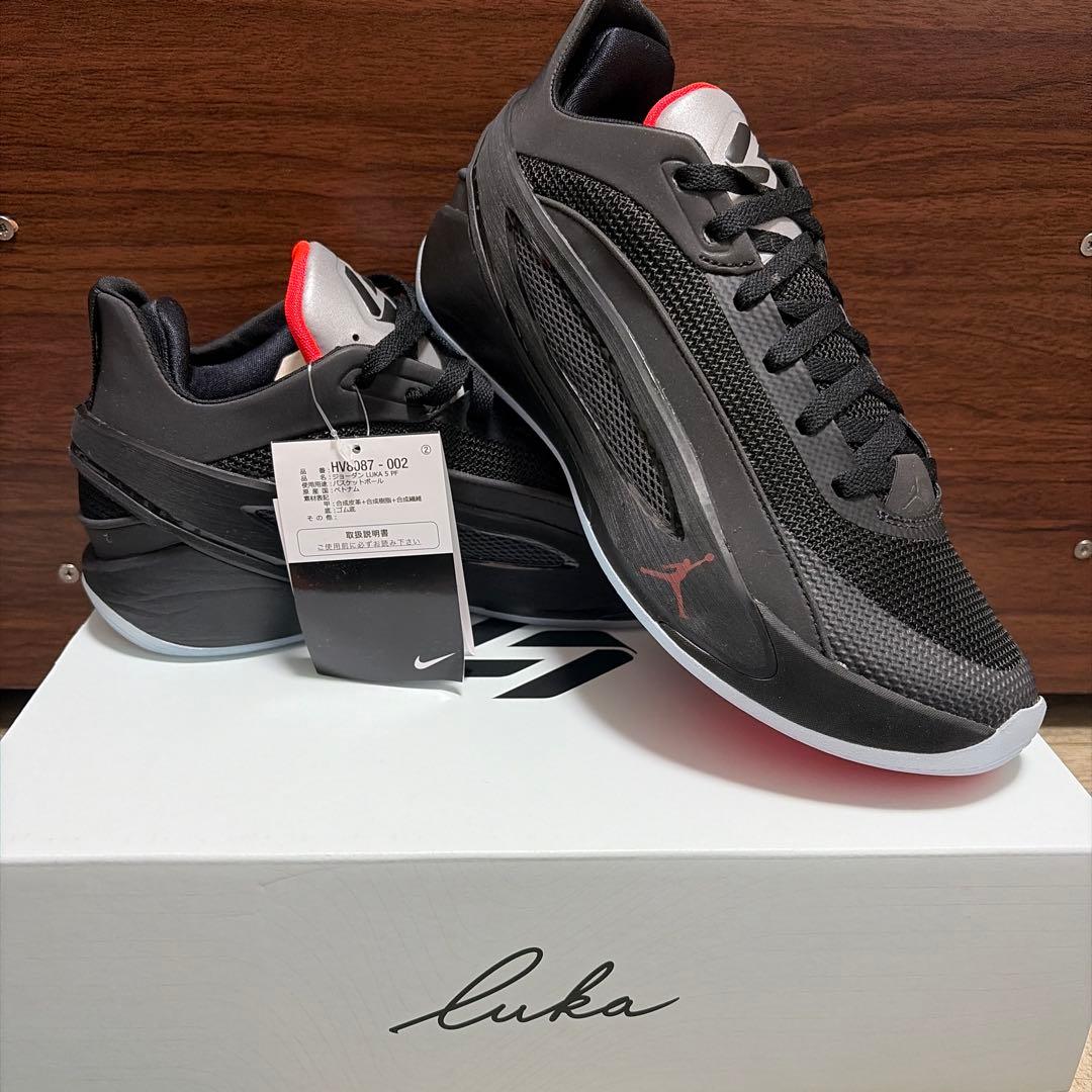Jordan Luka5 バスケットシューズ ブラック/レッド