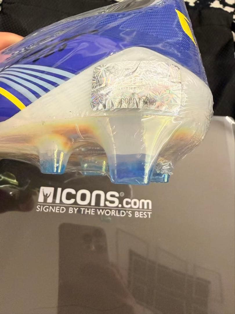 リオネル・メッシ直筆サイン入りアディダス F50 エリート スパイク