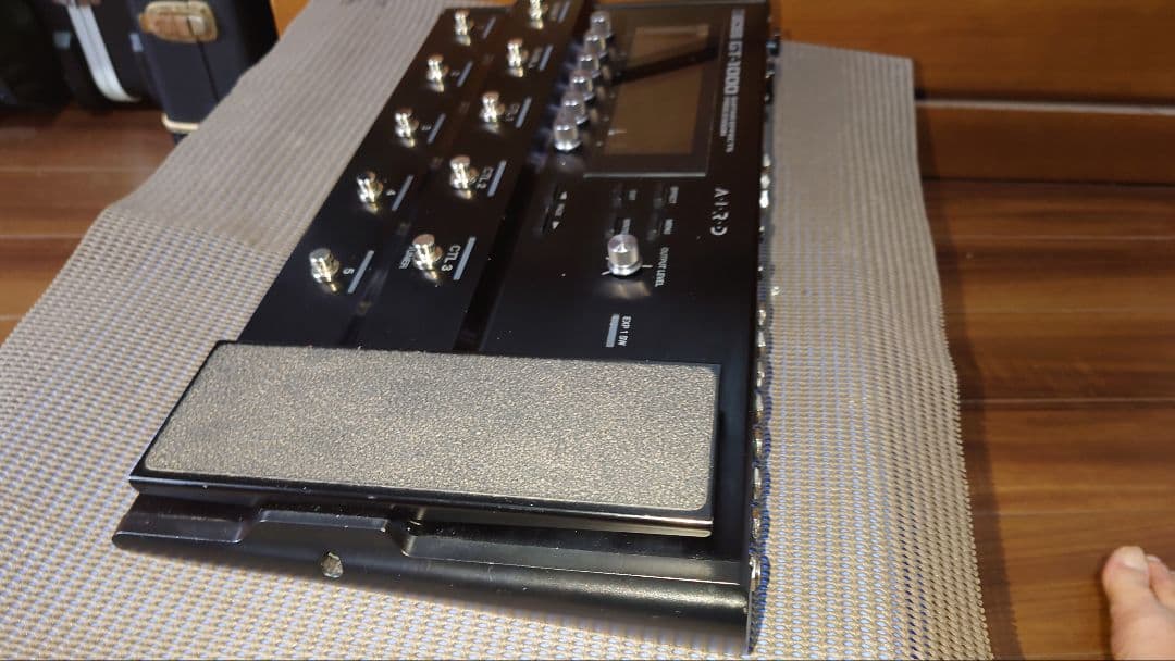 BOSS GT-1000 ギターエフェクター 【訳あり】
