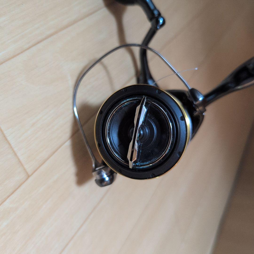 SHIMANO TWIN POWER 4000PG スピニングリール