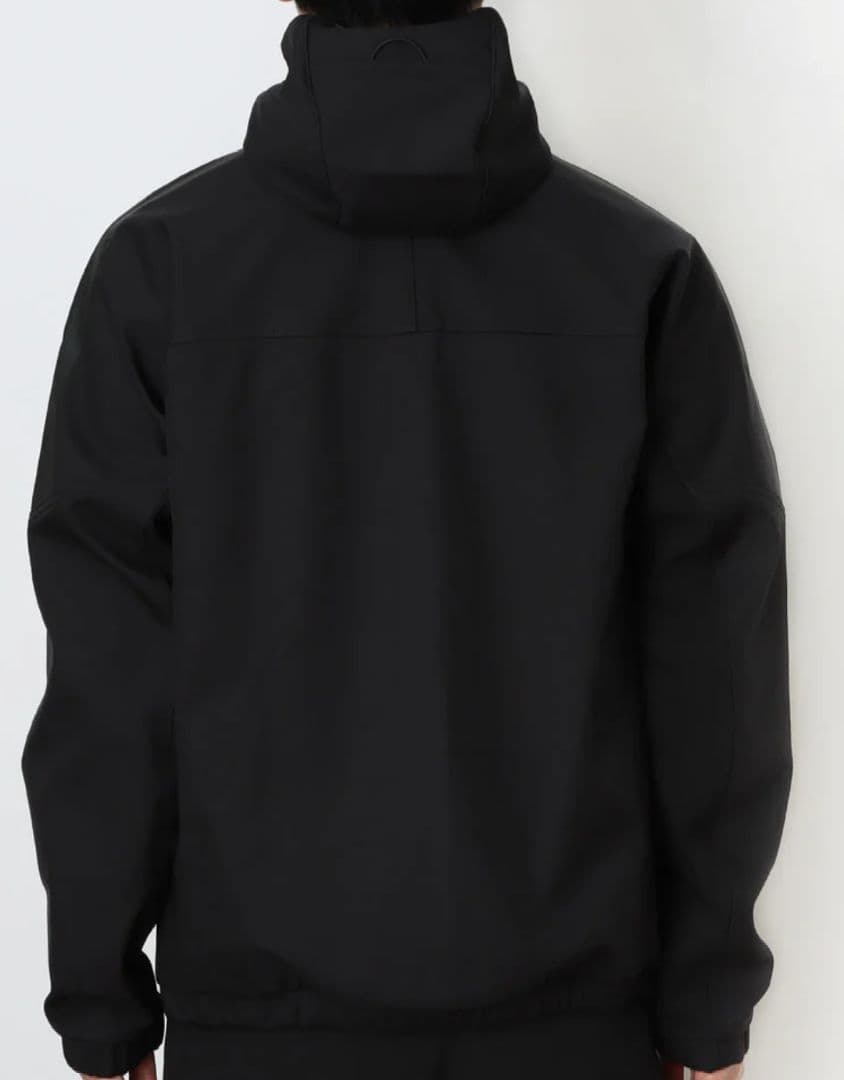 新品 adidas 撥水 ジップパーカー ブラック タグ付き アディダス Ｌ