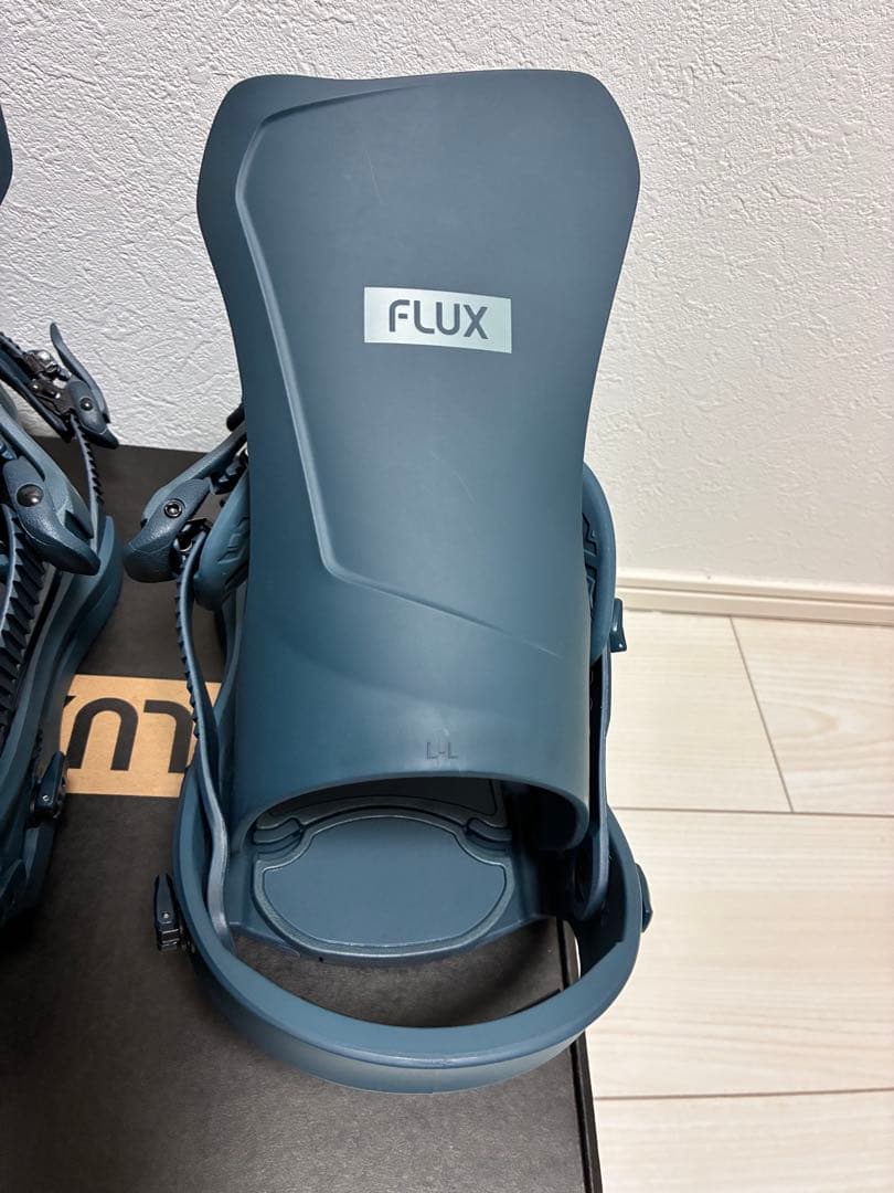 【25-26最新】FLUX DS Lサイズ　CHARCOAL（1回使用）