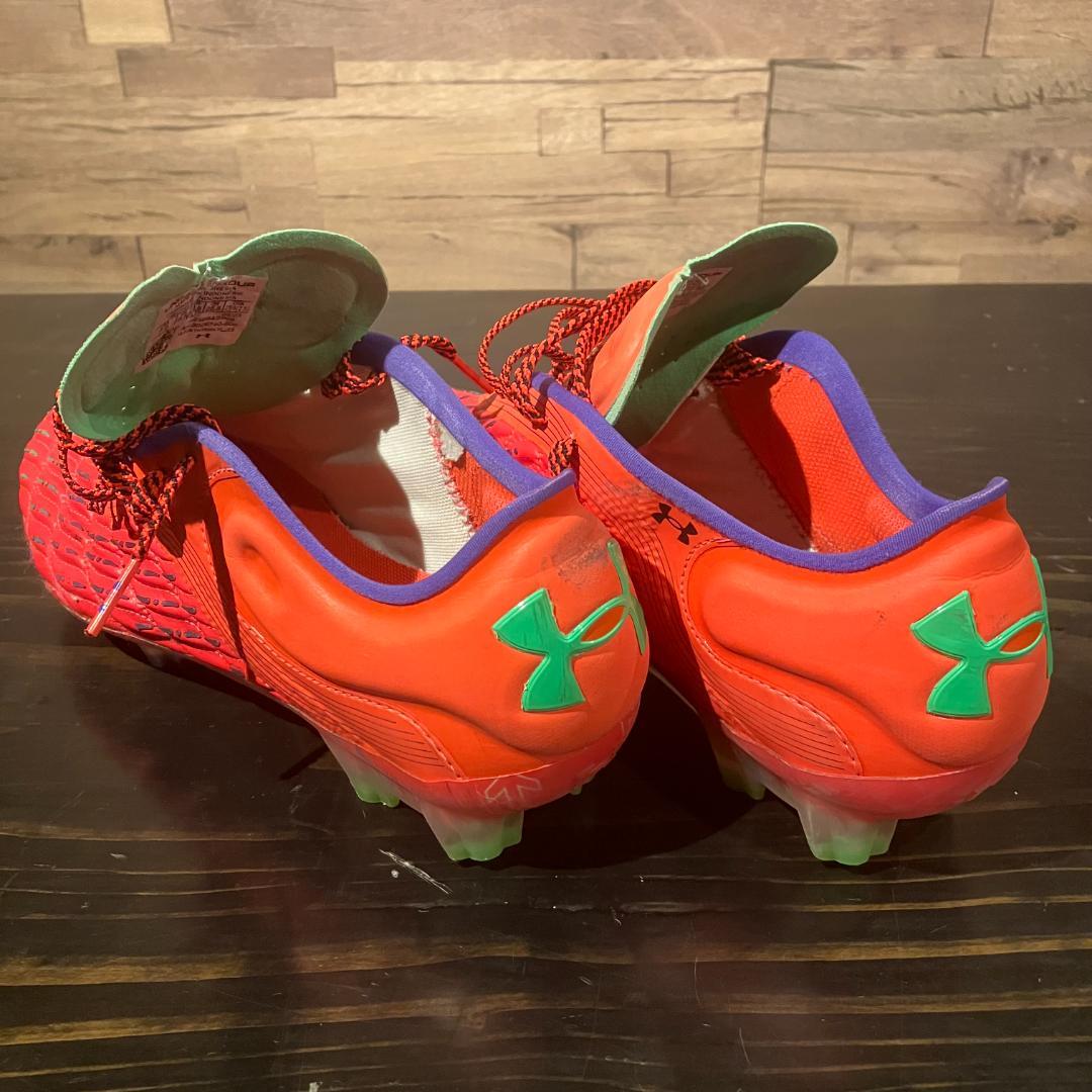 UNDER ARMOUR　クローン　マグネティコ　エリート　3.0　FG