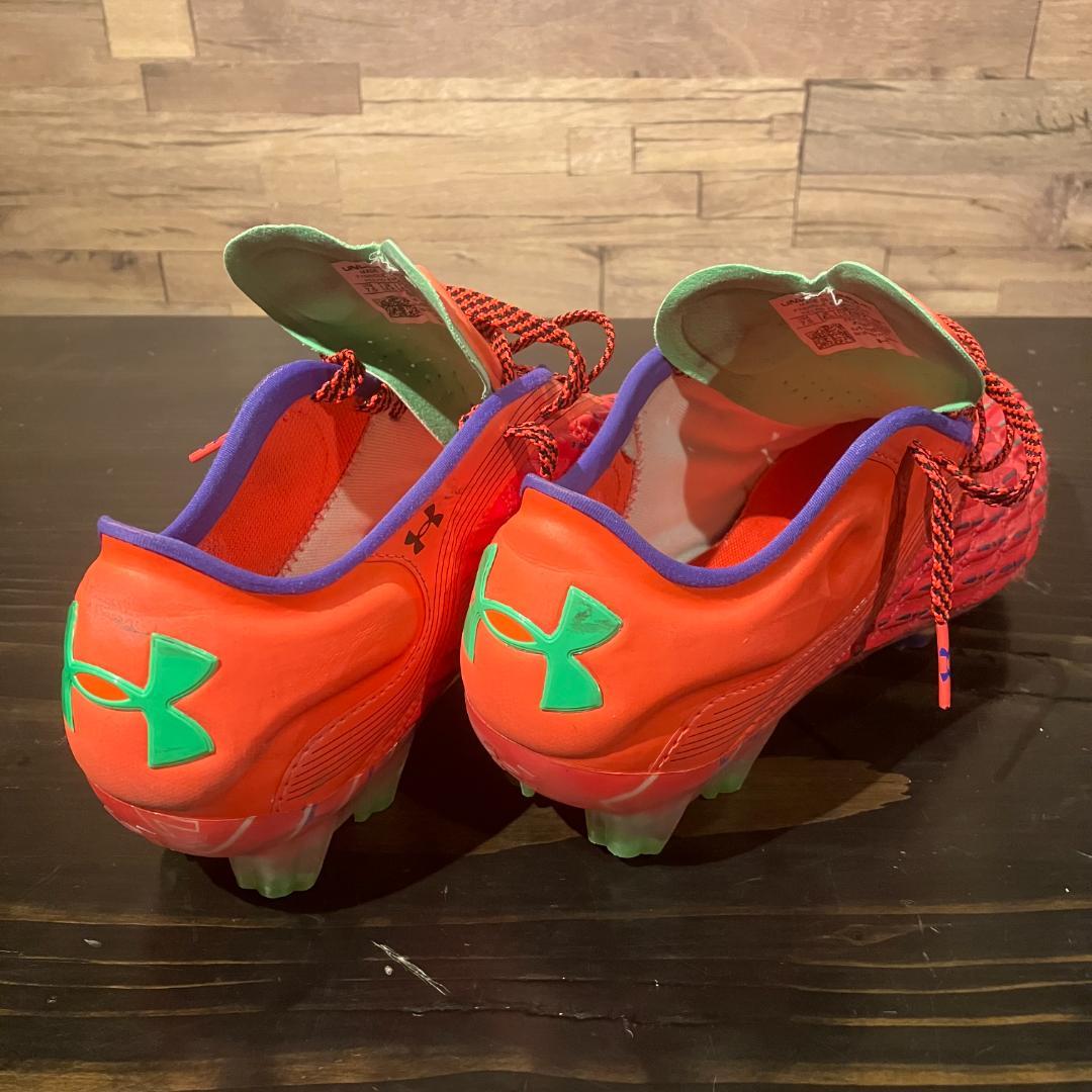 UNDER ARMOUR　クローン　マグネティコ　エリート　3.0　FG