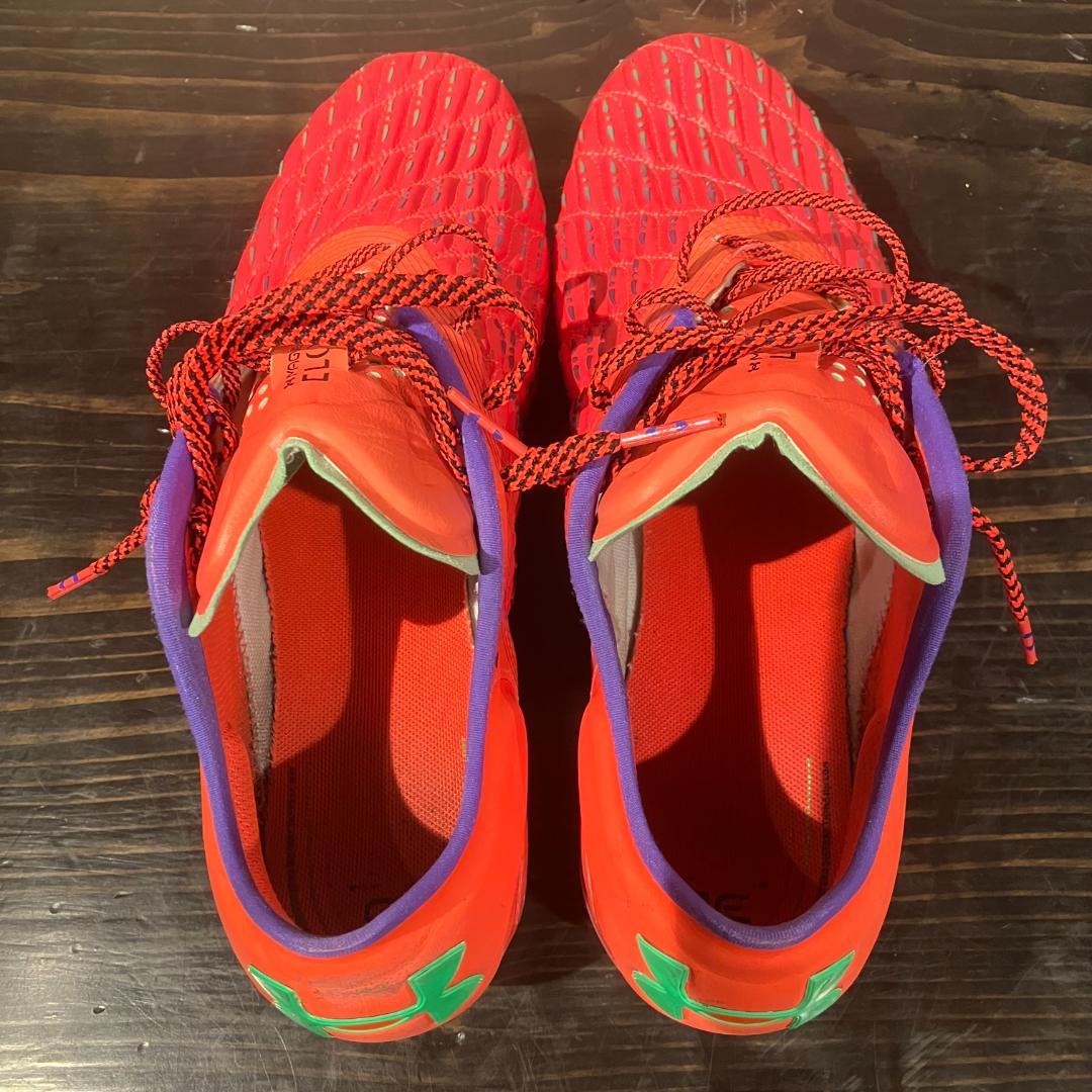 UNDER ARMOUR　クローン　マグネティコ　エリート　3.0　FG