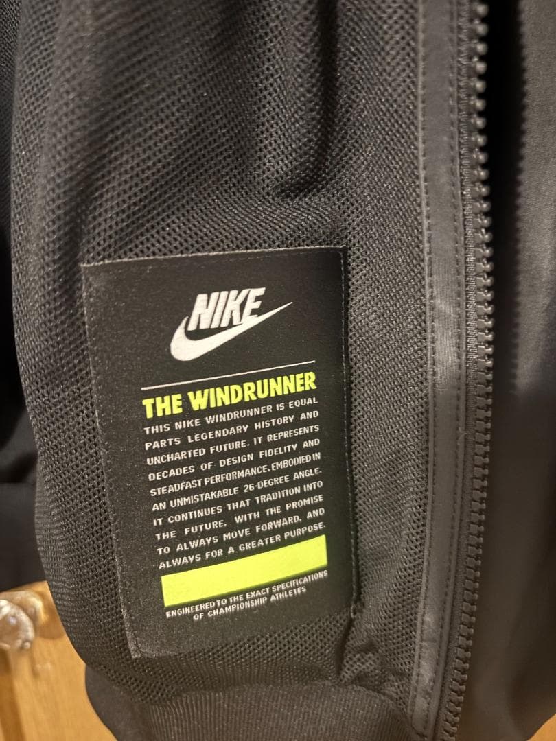 【NIKE】 ウインドブレーカー ジャケット　＊未使用＊