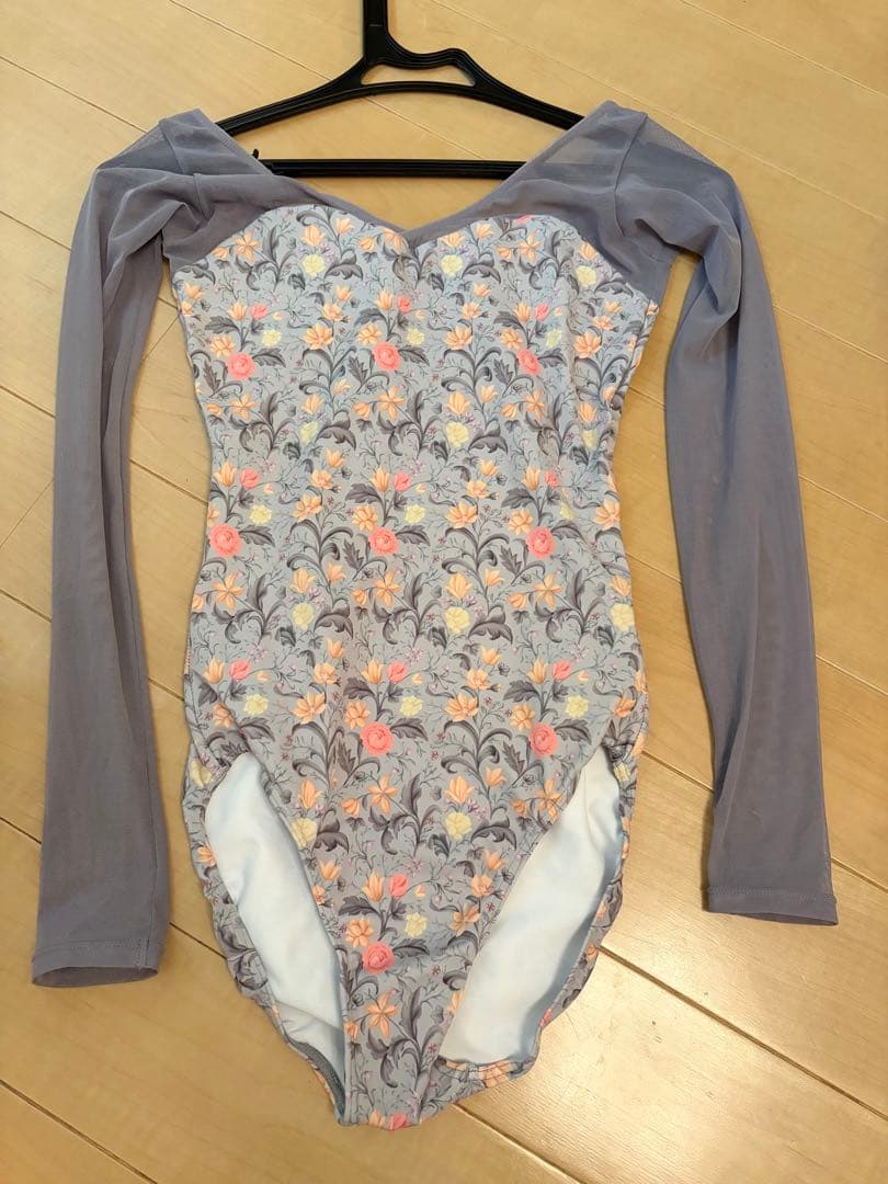 STINAスティナレオタードS