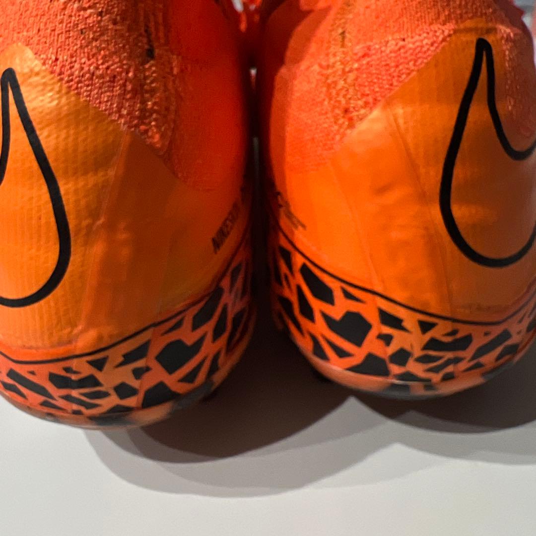 Nike ハイパーヴェノム