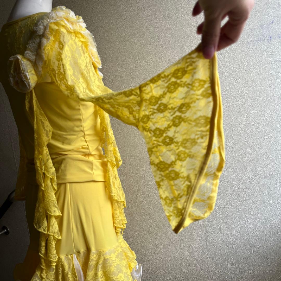 セットアップ　ツーピース　イエロー✖️白　ストレッチ有　レース　社交ダンス