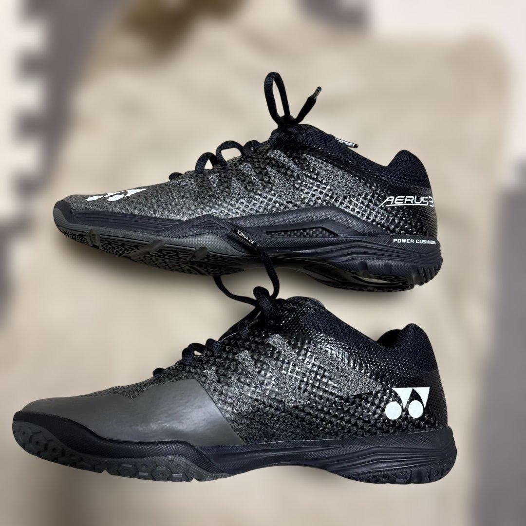 YONEX AERUS 3 ブラック バドミントンシューズパワークッション25