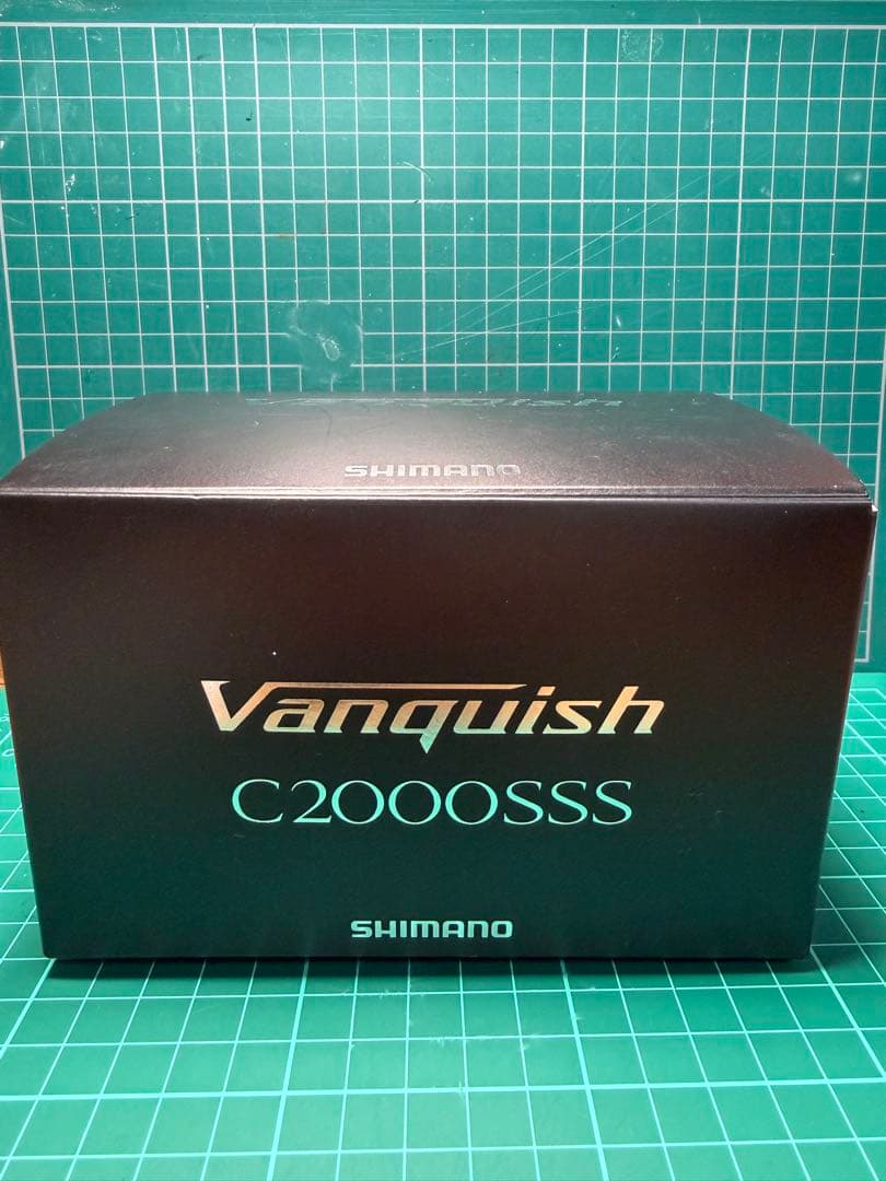 シマノ　19ヴァンキッシュ　c2000SSS エリアトラウト　スピニングリール