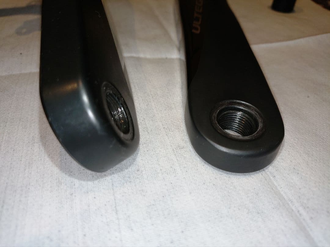Shimano ULTEGRA FC-R8000 クランクアーム 165mm