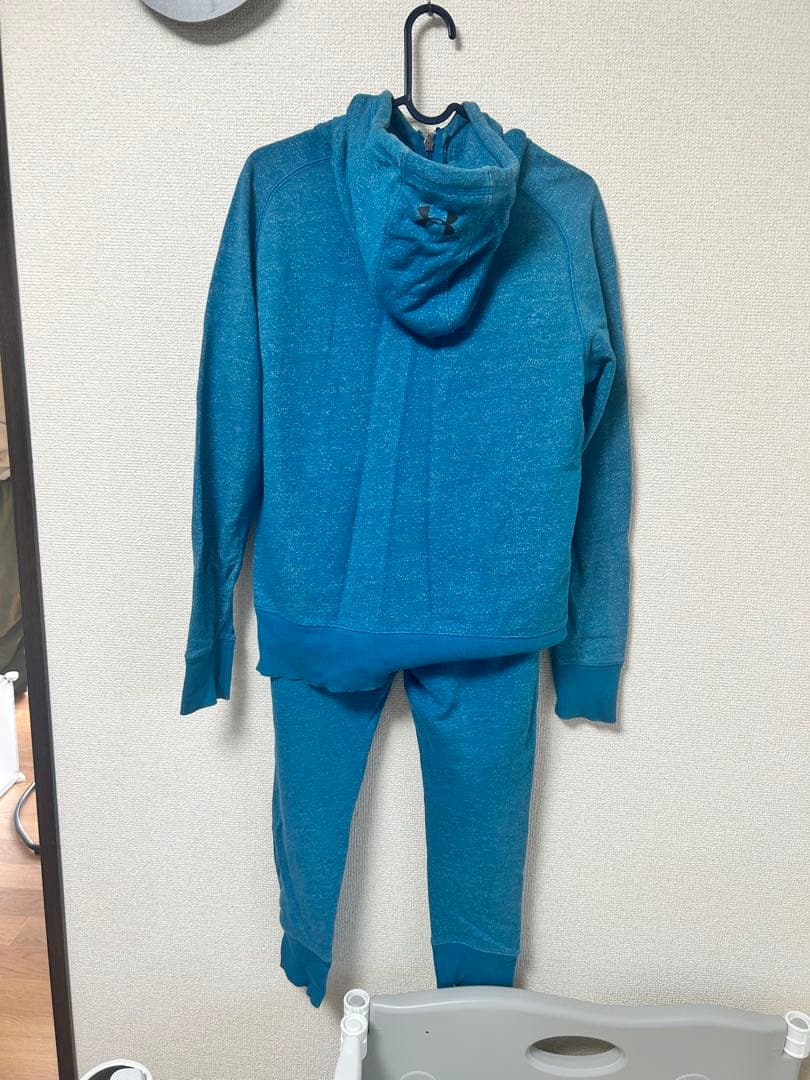 Under Armour ジャージ上下セット SM 青